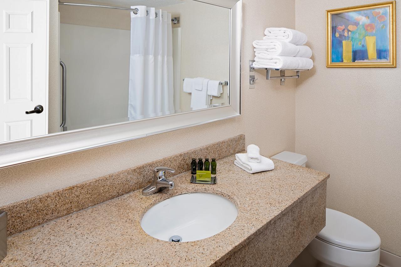 บ็อกซ์โบโร รีเจนซี Hotel Boxborough ภายนอก รูปภาพ
